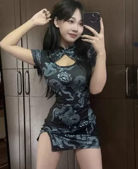 南山02年性感小湿妹