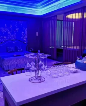 南海新开莞式剧情会所嫩妹现场海选