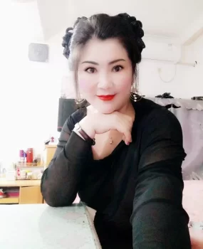 粉色蝴蝶小喷泉