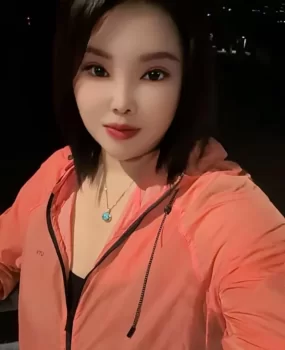 洪泽，东北熟女