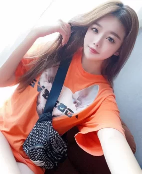 武汉市三镇桑拿三镇都有场子，基本消费1100-2200